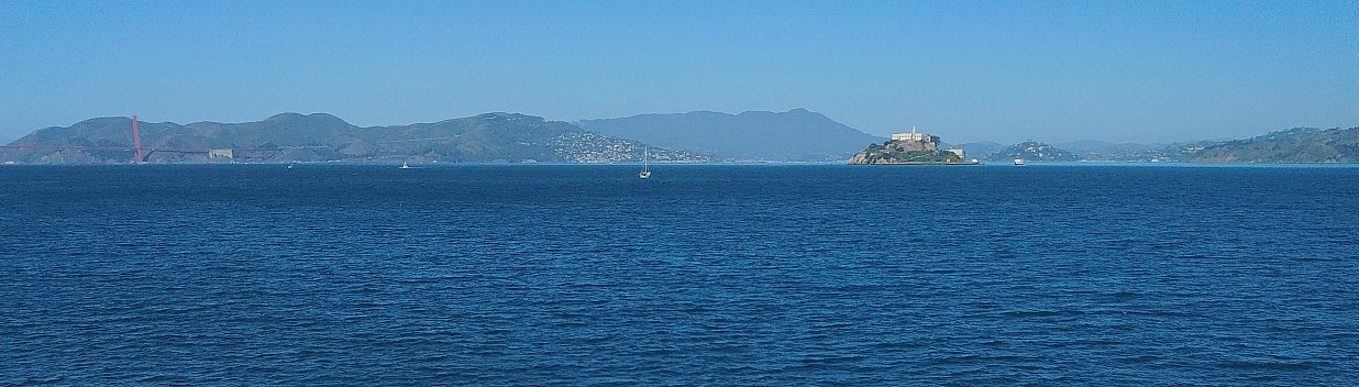 Heading to Alcatraz Island
Photographer;&nbsp;Simon
2020-02-29&nbsp;09.34.34;&nbsp;Metadata time: '2020 Feb 29 09:34'
Original size:&nbsp;3,997 x 1,138; 1,933 kB;&nbsp;cr
Filename: 2020-02-29 09.34.34 LG6 Simon - heading to Alcatraz Island_cr.jpg