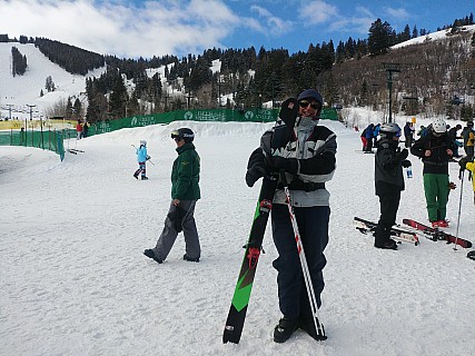 Jim ready to ski Deer Valley
Photographer;&nbsp;Simon
2020-03-03&nbsp;09.26.18;&nbsp;Metadata time: '2020 Mar 03 09:26'
Original size:&nbsp;4,160 x 3,120; 5,939 kB
Filename: 2020-03-03 09.26.18 LG6 Simon - Jim ready to ski Deer Valley.jpeg