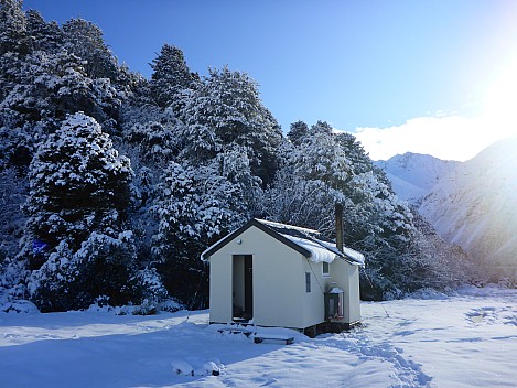 Mistake Flats Hut and Havelock
Photographer;&nbsp;Simon
2020-09-02&nbsp;08.39.02;&nbsp;Metadata time: '2020 Sept 02 08:39'
Original size:&nbsp;4,608 x 3,456; 6,226 kB
Filename: 2020-09-02 08.39.02 P1030450 Simon - Mistake Flats Hut and Havelock.jpeg