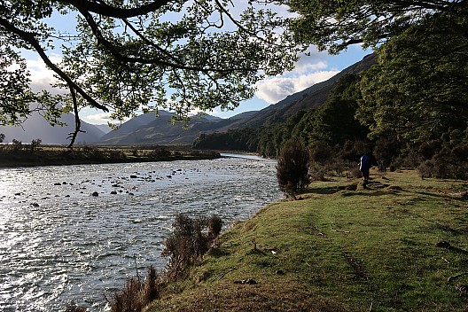 Hurunui Hut to Lake Taylor