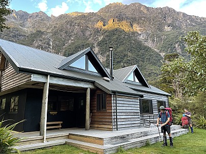 Brian and Simon leaving Welcome Flat Hut
Photographer;&nbsp;Susie
2022-03-10&nbsp;07.56.14;&nbsp;Metadata time: '2022 Mar 10 07:56'
Original size:&nbsp;4,032 x 3,024; 5,740 kB
Filename: 2022-03-10 07.56.14 IMG_2834 Susie - Brian and Simon leaving Welcome Flat Hut.jpeg