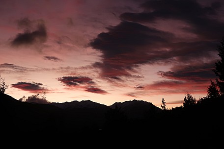 Hurunui sunrise
Photographer;&nbsp;Brian
2022-08-05&nbsp;07.20.03;&nbsp;Metadata time: '2022 Aug 05 07:20'
Original size:&nbsp;5,472 x 3,648; 3,654 kB
Filename: 2022-08-05 07.20.03 IMG_0459 Brian - Hurunui sunrise.jpeg