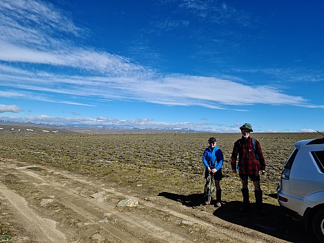Susie and Brian about to head down Nicholsons Track
Photographer;&nbsp;Simon
2022-12-29&nbsp;10.30.25;&nbsp;Metadata time: '2022 Dec 29 10:30'
Original size:&nbsp;9,248 x 6,936; 16,840 kB
Filename: 2022-12-29 10.30.25 S20+ Simon - Susie and Brian about to head down Nicholsons Track.jpeg