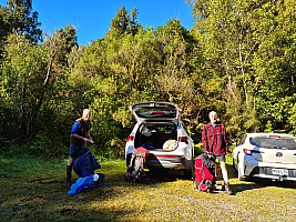 Moeraki River to Middle Head hut