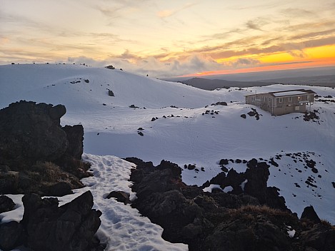 Tararua Lodge from ridge
Photographer;&nbsp;Adrian
2023-09-02&nbsp;17.56.59;&nbsp;Metadata time: '2023 Sept 02 17:57'
Original size:&nbsp;9,248 x 6,936; 11,227 kB
Filename: 2023-09-02 17.56.59 S20+ Adrian - Tararua Lodge from ridge.jpeg
