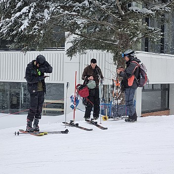 Kevin, Adrian, and Simon outside Prince Hotel East Wing
Photographer;&nbsp;Jim
2024-03-02&nbsp;10.00.01;&nbsp;Metadata time: '2024 Mar 02 14:00'
Original size:&nbsp;2,719 x 2,719; 2,460 kB;&nbsp;cr
Filename: 2024-03-02 10.00.01 S21FE+ Jim - Kevin, Adrian, and Simon outside Prince Hotel East Wing_cr.jpg