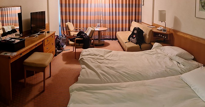 Shiga Kōgen Prince Hotel room
Photo: Simon
2024-03-06 07.28.12; '2024 Mar 06 11:28'
Original size: 11,698 x 6,128; 4,358 kB; stitch
2024-03-06 07.28.12 S20+ Simon - Shiga Kōgen Prince Hotel room_stitch.jpg