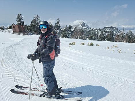 Simon skiing Second Skiing slope road
Photo: Adrian
2024-03-08 12.21.29; '2024 Mar 08 16:21'
Original size: 9,248 x 6,928; 10,792 kB
2024-03-08 12.21.29 S20+ Adrian - Simon skiing Second Skiing slope road.jpeg