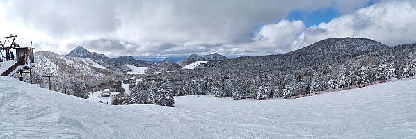 One line day summary
View from the top of Yokoteyama 4th Pair lift
Photo: Jim
2024-03-10 15.08.18; '2024 Mar 10 15:08'
Original size: 8,339 x 2,790; 3,726 kB; stitch
2024-03-10 15.08.18 S21FE+ Jim - view from the top of Yokoteyama 4th Pair lift_stitch.jpeg