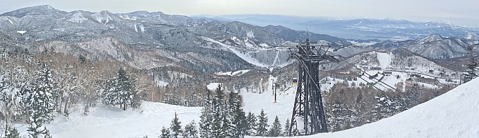 Yamanoeki skiing
Panorama from Higashitateyama gondola station
Photo: Simon
2024-03-11 14.36.22; '2024 Mar 11 14:36'
Original size: 19,594 x 5,665; 18,386 kB; stitch
2024-03-11 14.36.22 S20+ Simon - panorama from Higashitateyama gondola station_stitch.jpg
