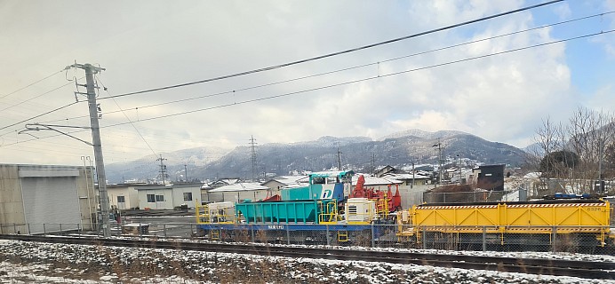 View from Shinkansen in Sai Valley
Photographer;&nbsp;Adrian
2024-03-13&nbsp;11.04.02;&nbsp;Metadata time: '2024 Mar 13 11:04'
Original size:&nbsp;4,032 x 1,864; 1,823 kB;&nbsp;cr
Filename: 2024-03-13 11.04.02 S20+ Adrian - view from Shinkansen in Sai Valley_cr.jpg