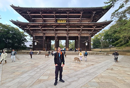 Adrian in front of Todai-ji Namdaimon
Photo: Adrian
2024-03-14 15.34.20; '2024 Mar 14 19:34'
Original size: 4,032 x 2,724; 3,252 kB; cr
2024-03-14 15.34.20 S20+ Adrian - Adrian in front of Todai-ji Namdaimon_cr.jpg