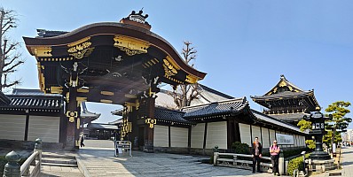 Shinkansen Ōsaka, Tōkyō, to Narita
13  52 345 S20+ Simon - Adrian and Jim outside Higashi Hongan-ji
2024-03-16; '2024 Mar 16 13:52'
Original size: 14,990 x 7,527; 10,036 kB; stitch
2024-03-16 13.52.345S20+ Simon - Adrian and Jim outside Higashi Hongan-ji_stitch.jpg