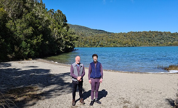 Simon and Adrian at Rotopounamu
Photographer;&nbsp;Simon
2024-09-11&nbsp;12.51.01;&nbsp;Metadata time: '2024 Sept 11 12:51'
Original size:&nbsp;9,248 x 5,605; 19,359 kB;&nbsp;cr
Filename: 2024-09-11 12.51.01 Simon  - Simon and Adrian at Rotopounamu_cr.jpg