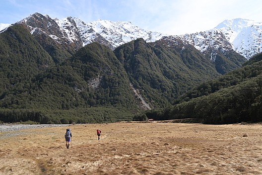 Philip and Simon and Huxley Forks Hut
Photo: Brian
2024-09-29 14.58.41; '2024 Sept 29 14:58'
Original size: 5,472 x 3,648; 10,556 kB
2024-09-29 14.58.41 IMG_1217 Brian - Philip and Simon and Huxley Forks Hut.jpeg