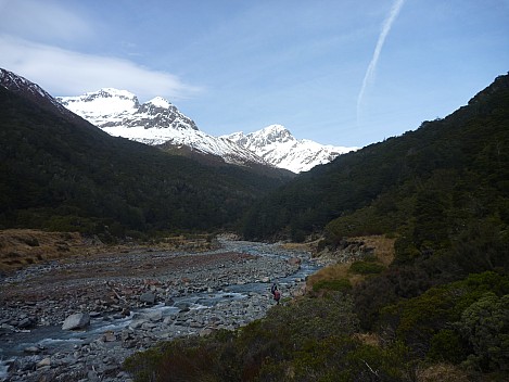 Brian and Simon in the South Huxley at the end of the sidle track
Photographer;&nbsp;Philip
2024-10-01&nbsp;11.16.42;&nbsp;Metadata time: '2024 Oct 01 11:16'
Original size:&nbsp;4,320 x 3,240; 5,458 kB
Filename: 2024-10-01 11.16.42 P1070614 Philip - Brian and Simon in the South Huxley at the end of the sidle track.jpeg