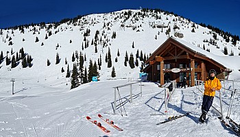 Nick at Campbell Basin Lodge
Photographer;&nbsp;Simon
2025-02-26&nbsp;09.44.51;&nbsp;Metadata time: '2025 Feb 26 09:44'
Original size:&nbsp;13,792 x 7,887; 15,611 kB;&nbsp;stitch
Filename: 2025-02-26 09.44.51 S20+ Simon - Nick at Campbell Basin Lodge_stitch.jpg