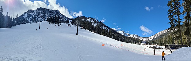 Nick and view looking across Alpental
Photographer;&nbsp;Simon
2025-03-06&nbsp;13.56.44;&nbsp;Metadata time: '2025 Mar 06 13:56'
Original size:&nbsp;18,065 x 5,800; 9,561 kB;&nbsp;stitch
Filename: 2025-03-06 13.56.44 S20+ Simon - Nick and view looking across Alpental_stitch.jpg