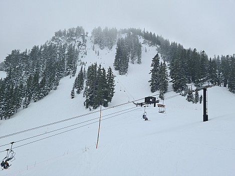 7th Heaven lift
Photographer;&nbsp;Simon
2025-03-08&nbsp;09.42.57;&nbsp;Metadata time: '2025 Mar 08 09:42'
Original size:&nbsp;9,248 x 6,936; 11,971 kB
Filename: 2025-03-08 09.42.57 S20+ Simon - 7th Heaven lift.jpeg