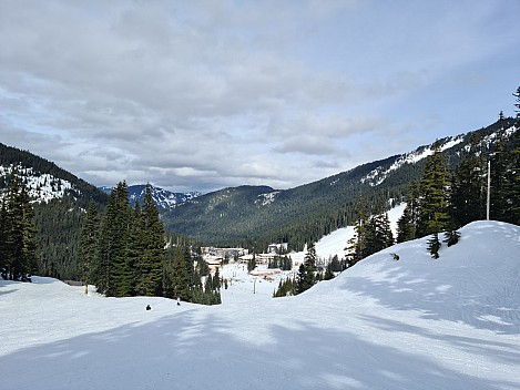 View down Hog Wild
Photographer;&nbsp;Simon
2025-03-08&nbsp;14.25.32;&nbsp;Metadata time: '2025 Mar 08 14:25'
Original size:&nbsp;9,248 x 6,936; 14,361 kB
Filename: 2025-03-08 14.25.32 S20+ Simon - view down Hog Wild.jpeg