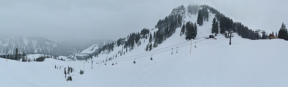 2025-03-08 09.42.06 S20+ Simon - 7th Heaven and Skyline Express_stitch.jpg: 30538x9282, 17649k (2025 Oct 07 14:49)